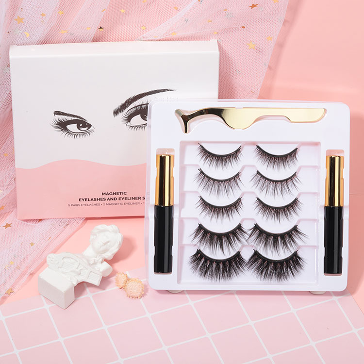 Что заставляет 3D Mink Strip Lash обновления красоты?